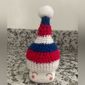 Marshmallow Mug Hat